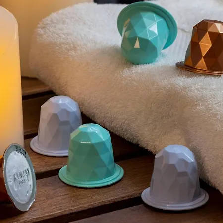 Whistler - Gare Du Nord Hotel