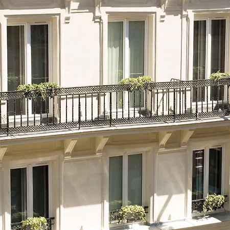 Hotel Whistler - Gare Du Nord