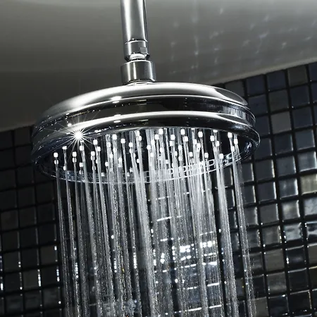 Whistler - Gare Du Nord Hotel