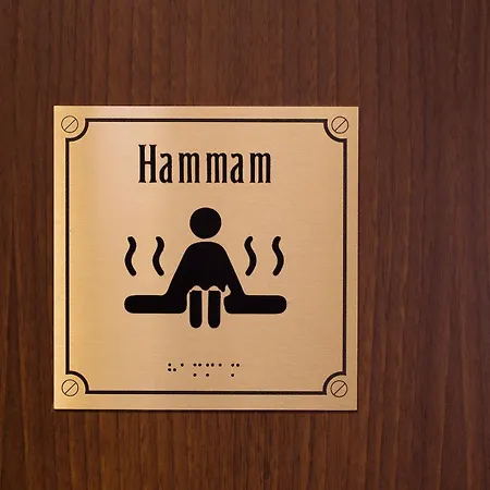 Hotel Whistler Paris