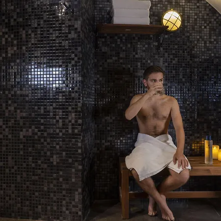 Hotel Whistler - Gare Du Nord 4*