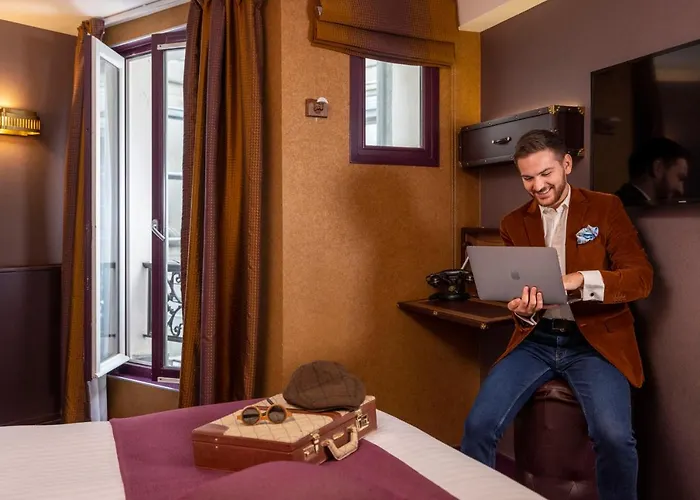 Hotel Whistler Paris