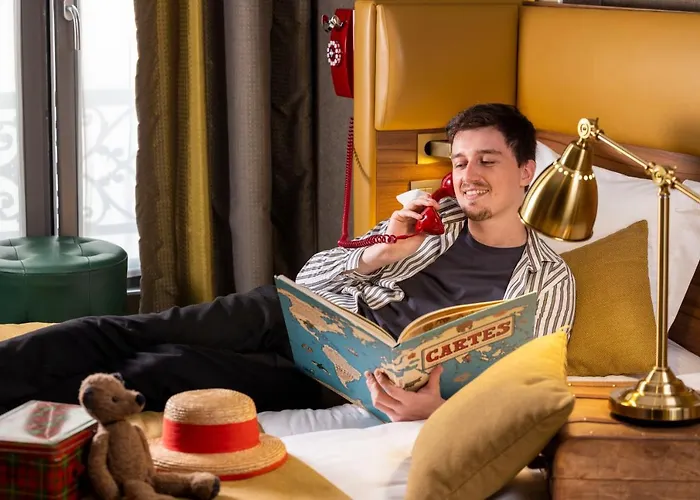 Whistler Hotel Paris